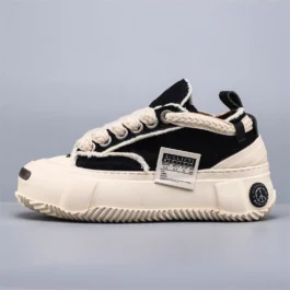 Lightweight Platform Fashionable Walking Shoes Sneakers Shoes for Men Women Shoes Sports Shoes Luxurious Casual Running Shoes