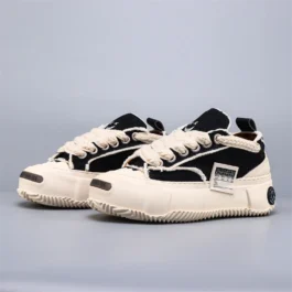 Lightweight Platform Fashionable Walking Shoes Sneakers Shoes for Men Women Shoes Sports Shoes Luxurious Casual Running Shoes